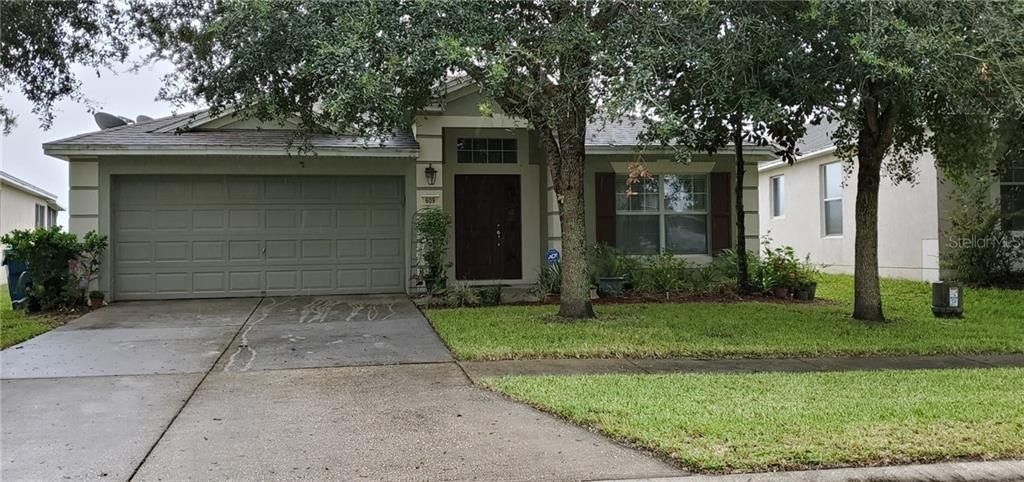 Vendido Recientemente: $184,900 (3 camas, 2 baños, 1814 Pies cuadrados)