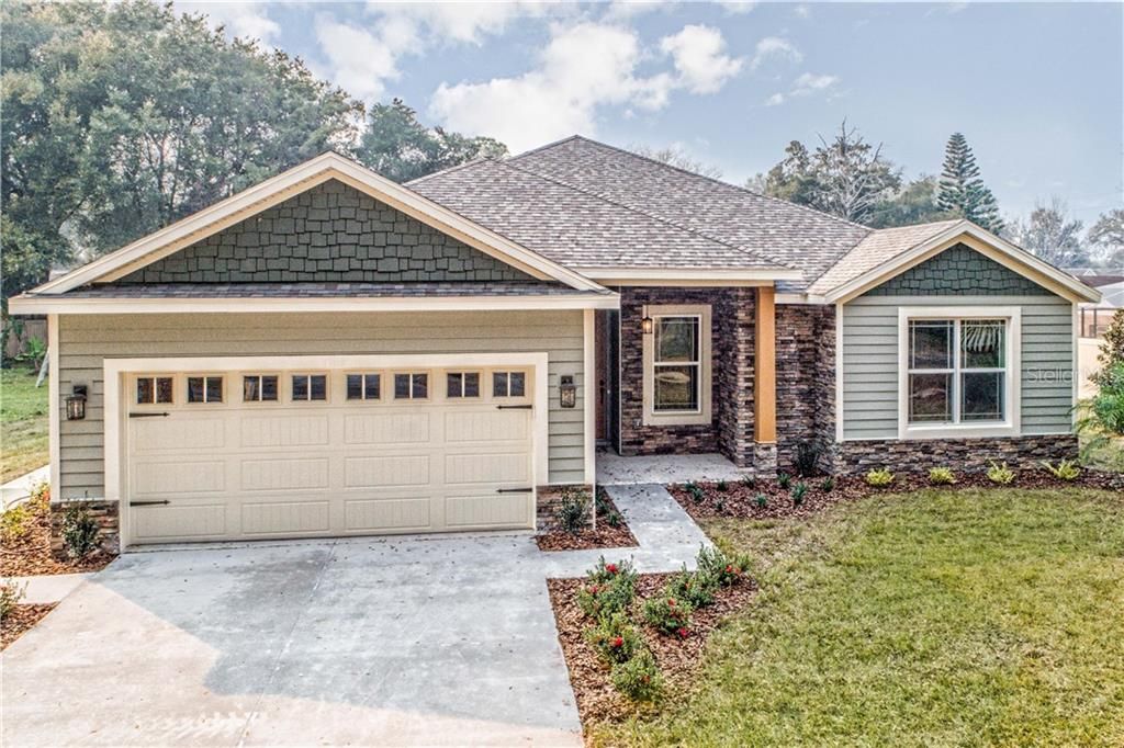 Recently Sold: $290,000 (4 beds, 2 baths, 2013 Square Feet)