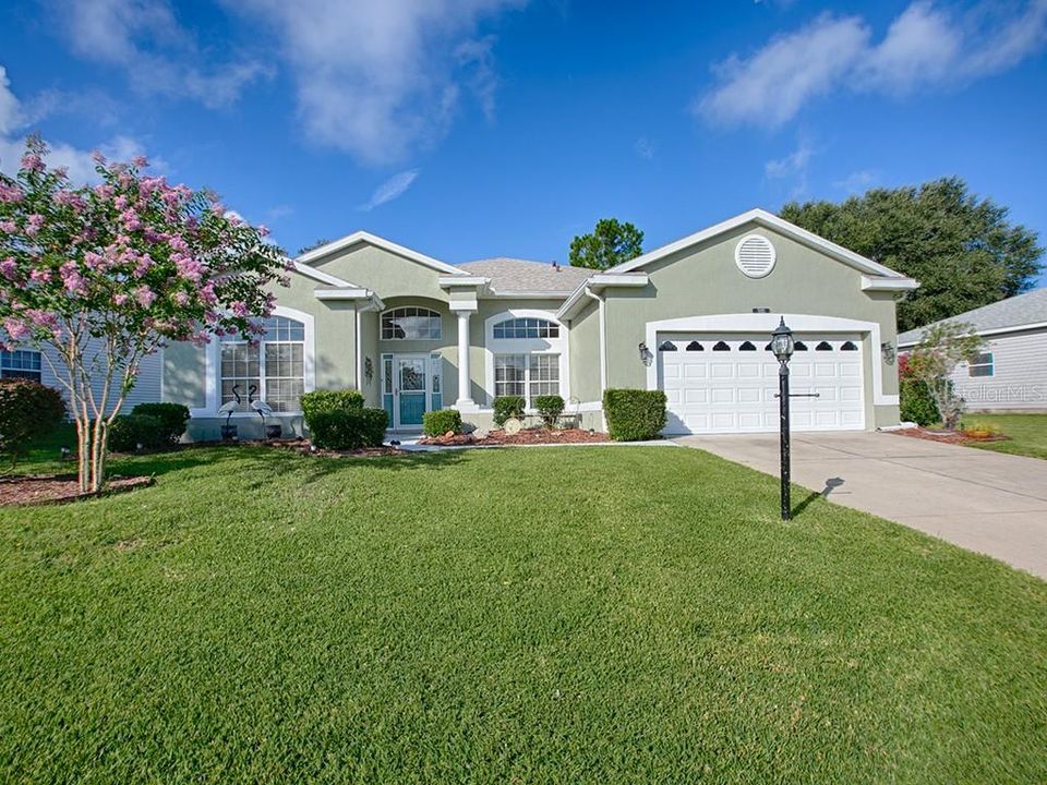 EXTERIOR FRONT VIEW 2
