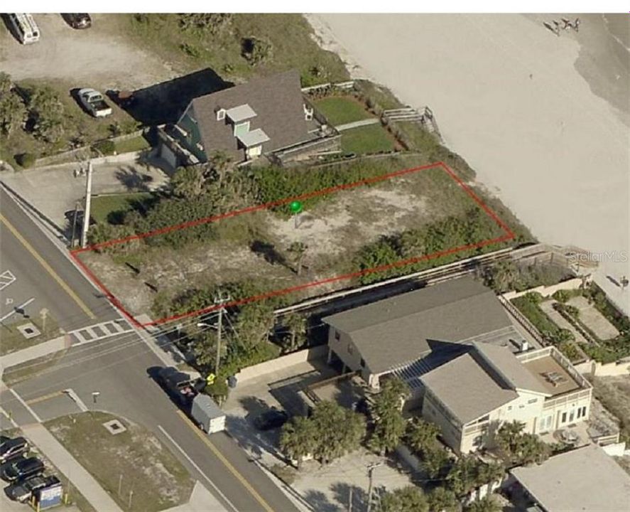最近售出: $600,000 (0.18 acres)