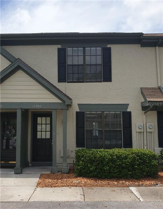 Recently Sold: $139,900 (2 beds, 2 baths, 1120 Square Feet)