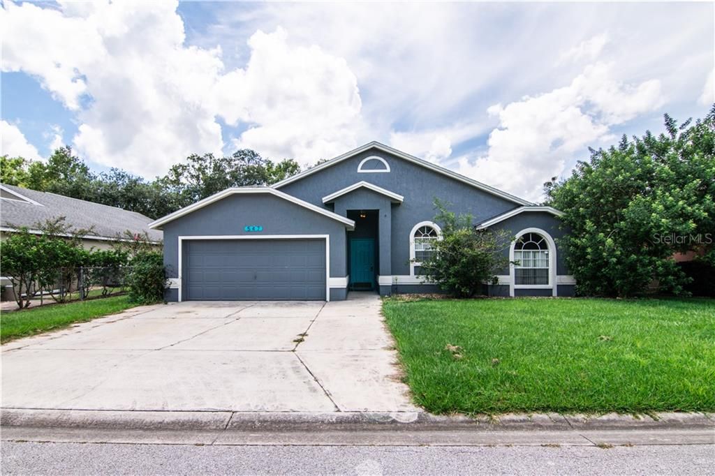 Recently Sold: $184,900 (3 beds, 2 baths, 1292 Square Feet)