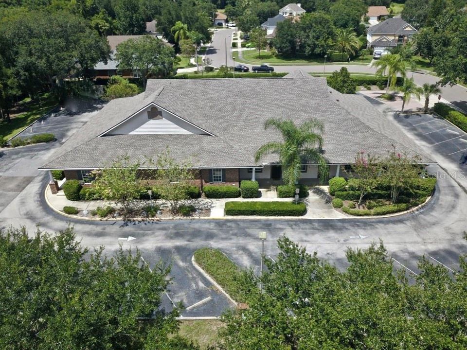 Well crafted, professional neighborhood office building in Tuscawilla.