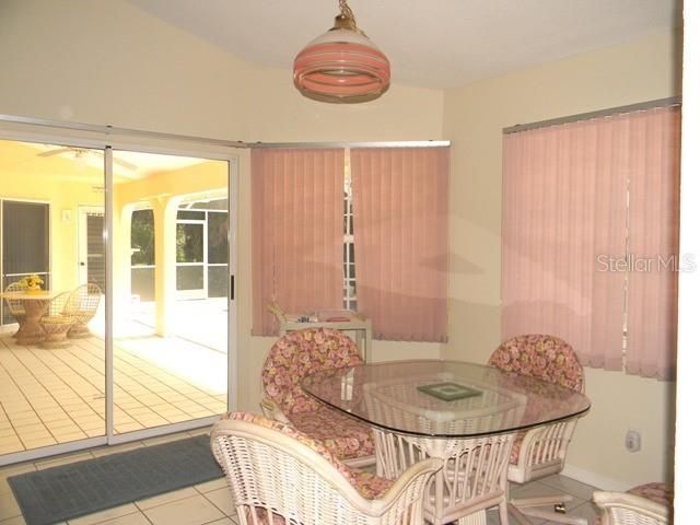 For Rent: $3,500 (3 beds, 3 baths, 2065 Square Feet)