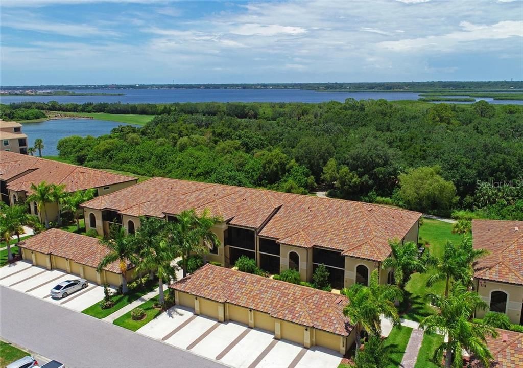 Vendido Recientemente: $240,000 (3 camas, 2 baños, 1711 Pies cuadrados)