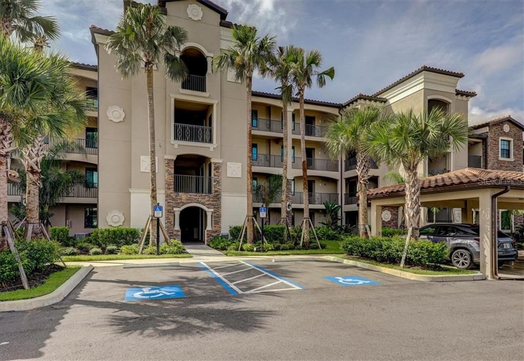 Recently Sold: $190,000 (2 beds, 2 baths, 1142 Square Feet)