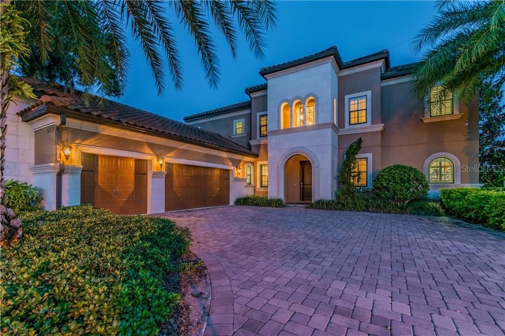 Vendido Recientemente: $1,085,000 (7 camas, 6 baños, 5206 Pies cuadrados)