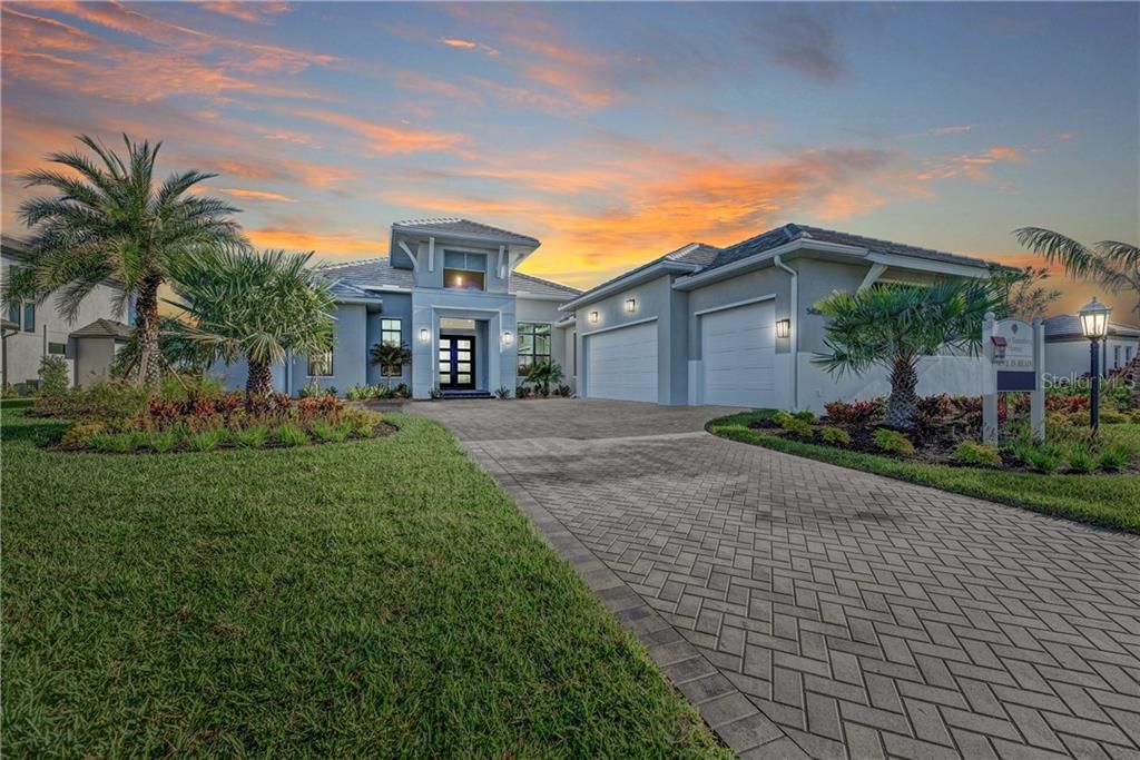 Recently Sold: $1,389,600 (3 beds, 3 baths, 3300 Square Feet)