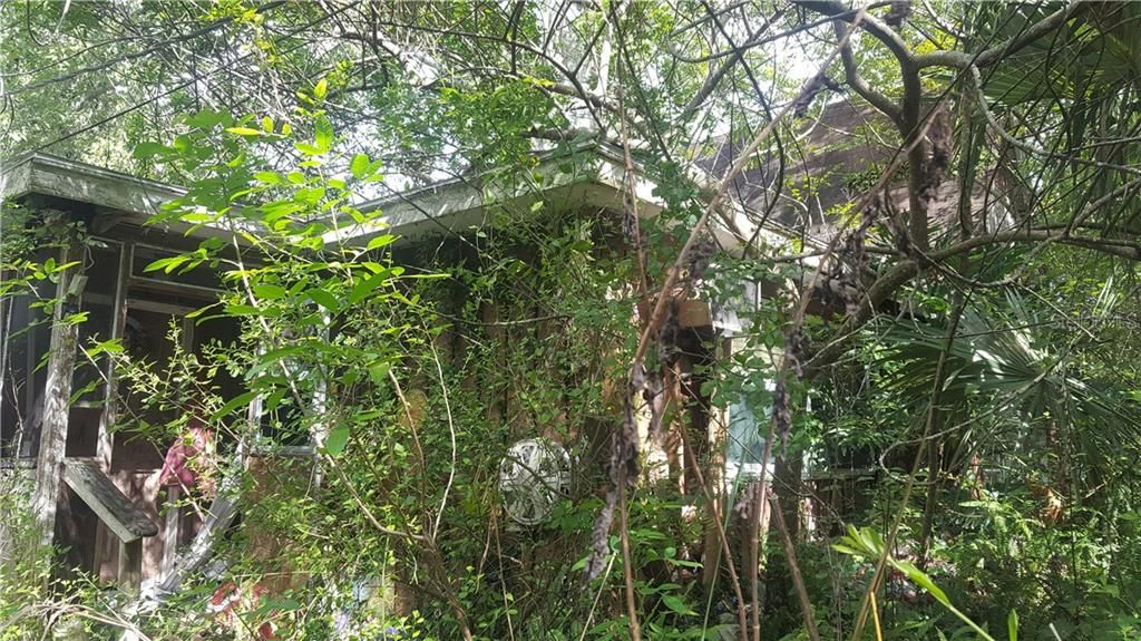 Vendido Recientemente: $59,000 (3 camas, 1 baños, 1548 Pies cuadrados)