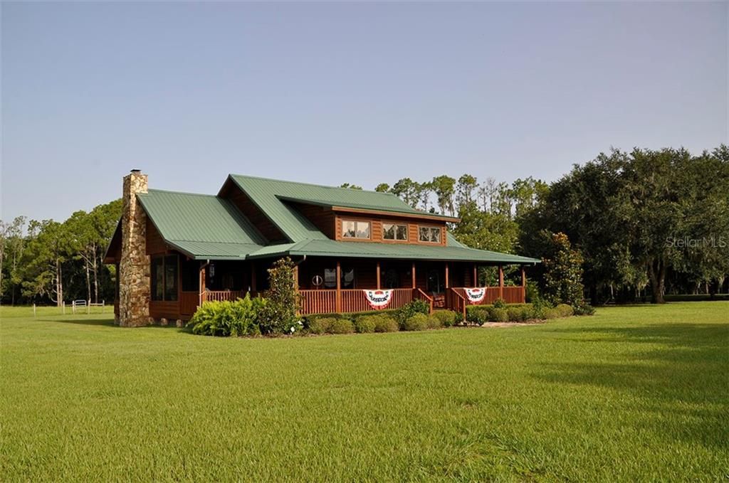 Recently Sold: $925,000 (4 beds, 3 baths, 3928 Square Feet)