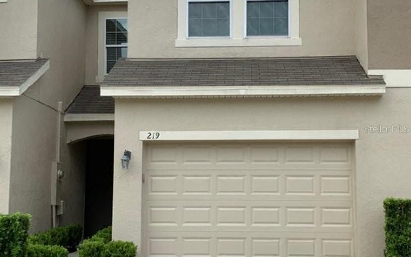 Recently Sold: $239,900 (3 beds, 2 baths, 1384 Square Feet)