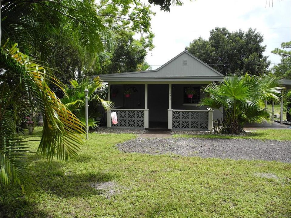 Vendido Recientemente: $135,000 (3 camas, 2 baños, 1302 Pies cuadrados)