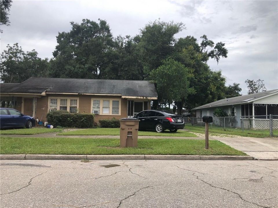 Recently Sold: $56,500 (3 beds, 2 baths, 1689 Square Feet)