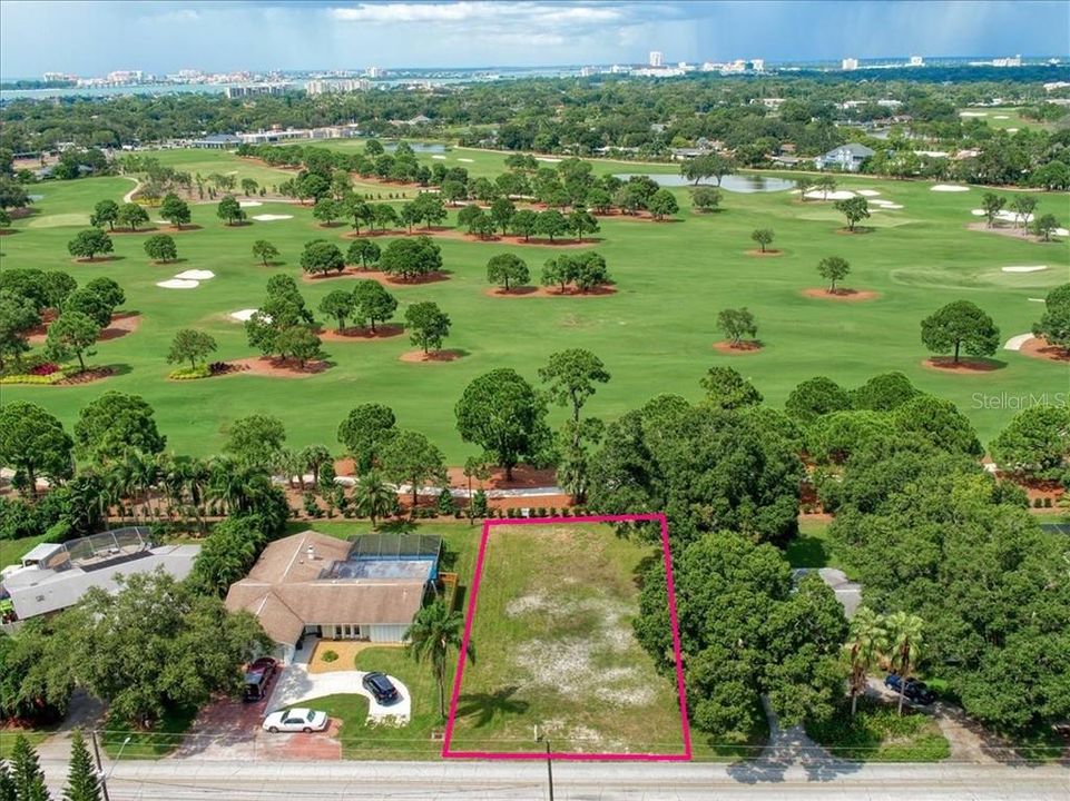 Vendido Recientemente: $180,000 (0.23 acres)