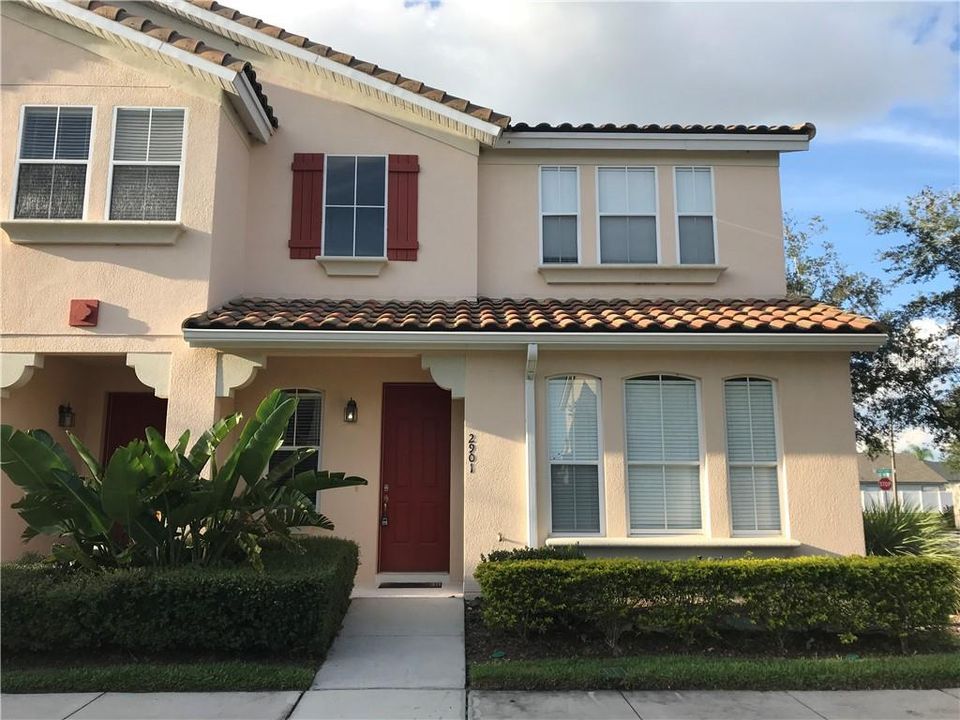 Vendido Recientemente: $238,000 (3 camas, 2 baños, 2011 Pies cuadrados)