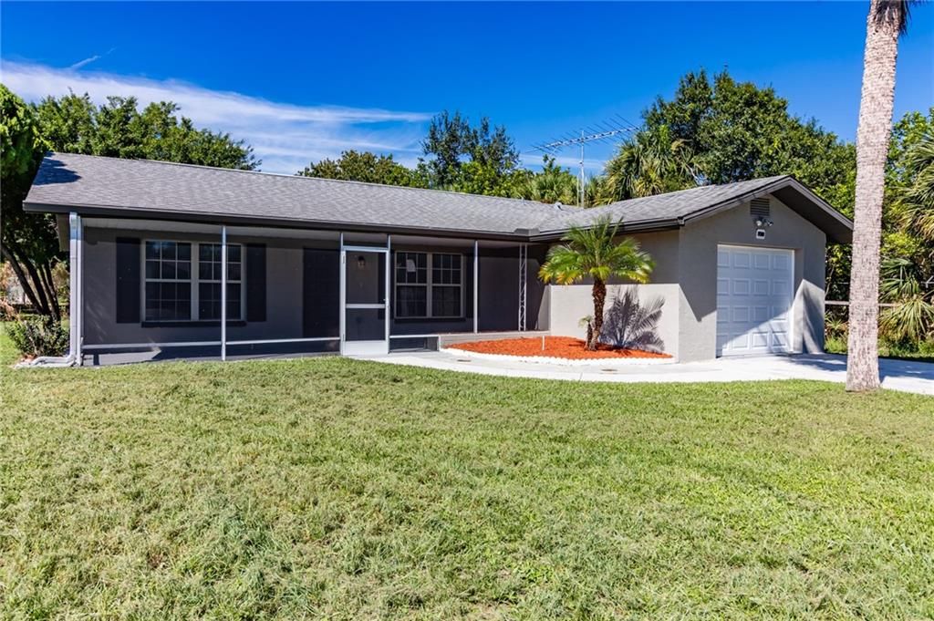 Recently Sold: $189,000 (2 beds, 2 baths, 1035 Square Feet)