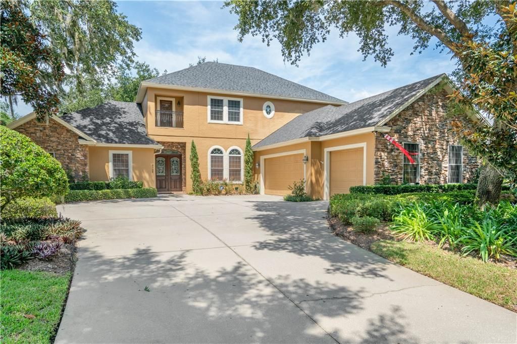 Vendido Recientemente: $775,000 (4 camas, 4 baños, 4396 Pies cuadrados)