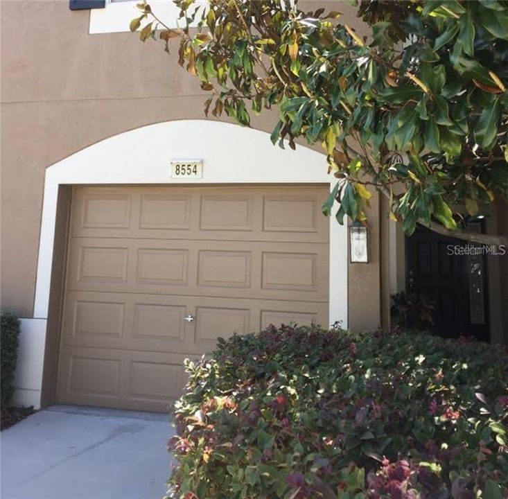 Recently Rented: $1,600 (3 beds, 2 baths, 1625 Square Feet)