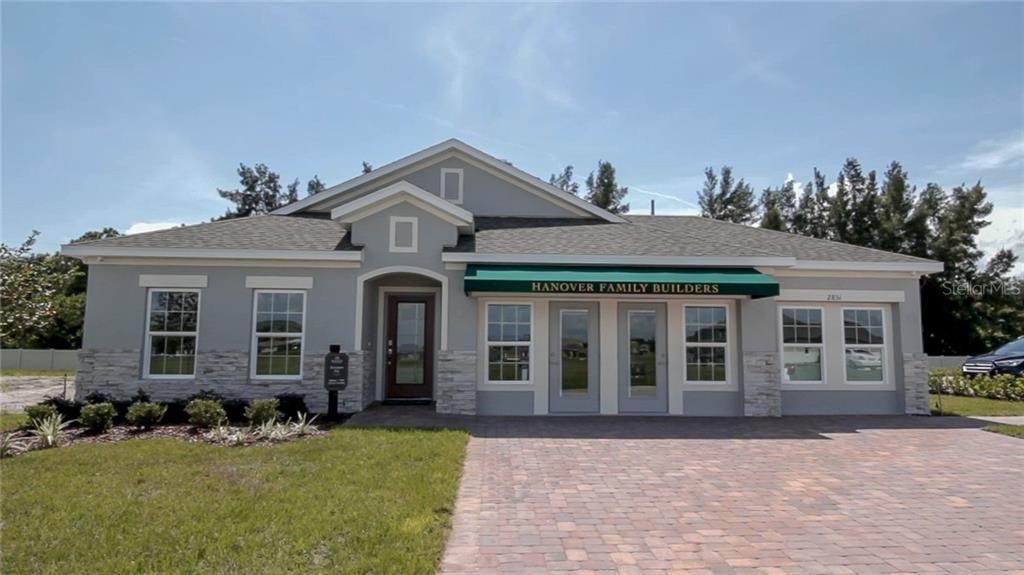 Недавно продано: $309,999 (4 спален, 2 ванн, 2103 Квадратных фут)