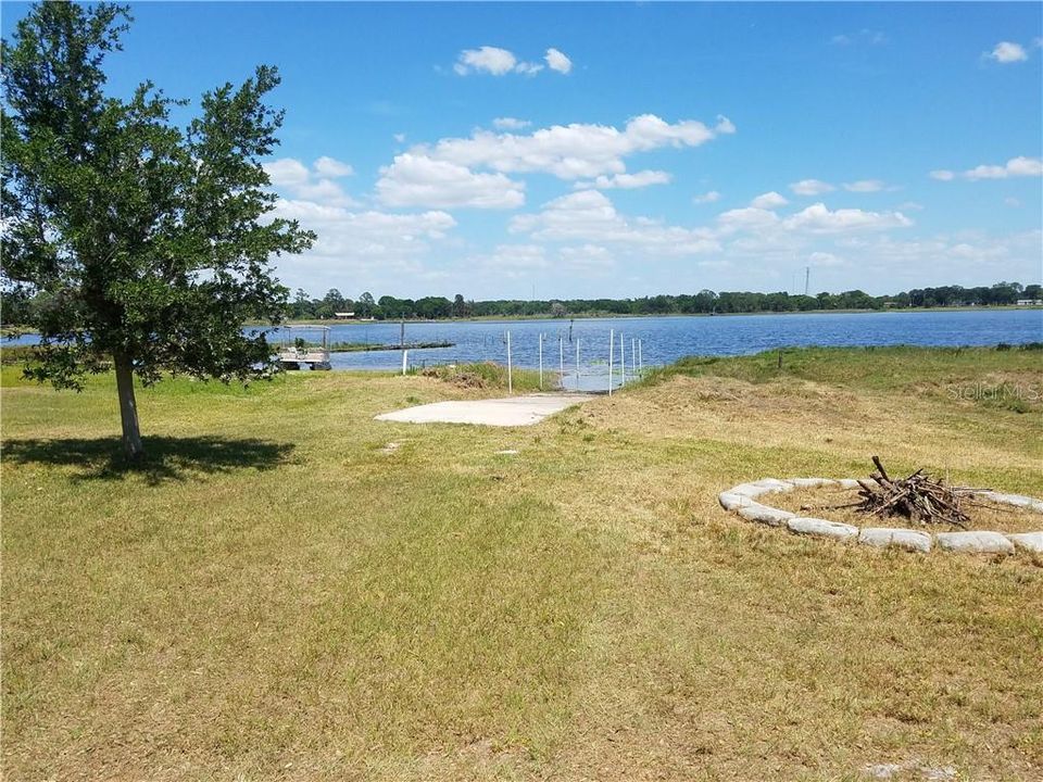 最近售出: $116,000 (2.84 acres)