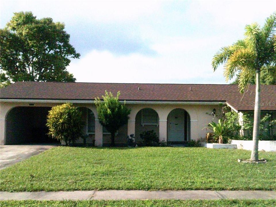 Recently Sold: $130,000 (3 beds, 2 baths, 1308 Square Feet)