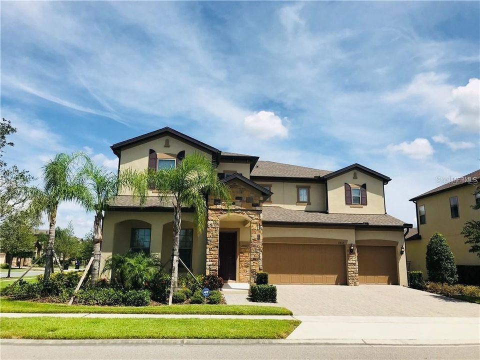 Recently Sold: $550,000 (5 beds, 4 baths, 4314 Square Feet)