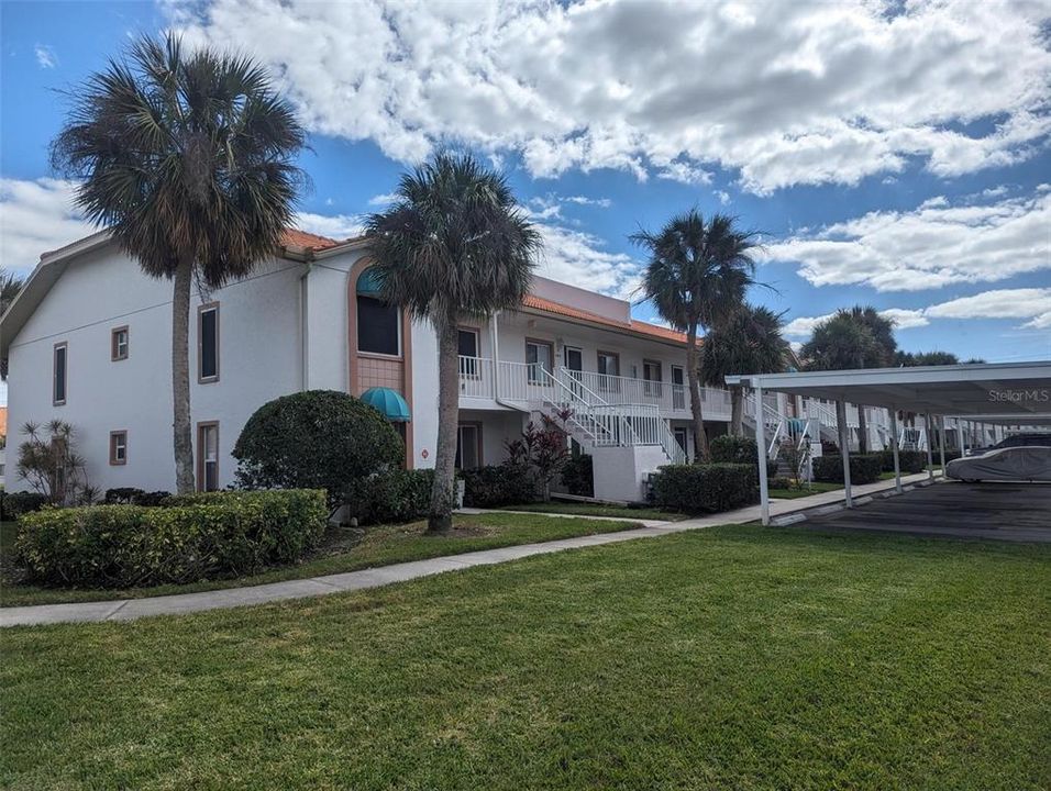 For Rent: $2,800 (2 beds, 2 baths, 1003 Square Feet)