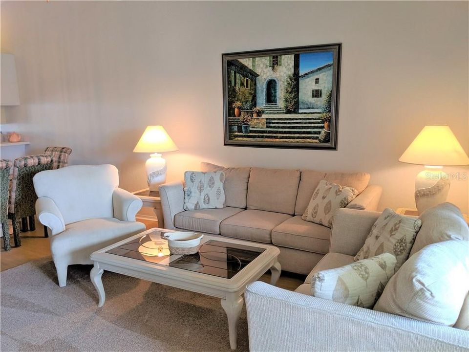 For Rent: $2,800 (2 beds, 2 baths, 1003 Square Feet)