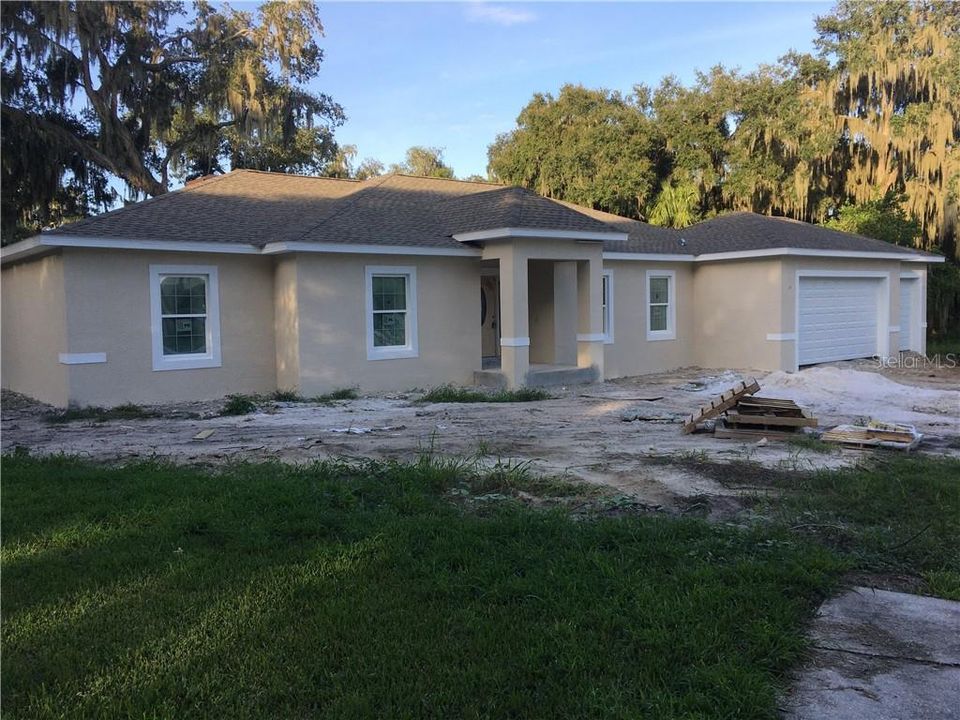 Recently Sold: $324,900 (4 beds, 2 baths, 2095 Square Feet)