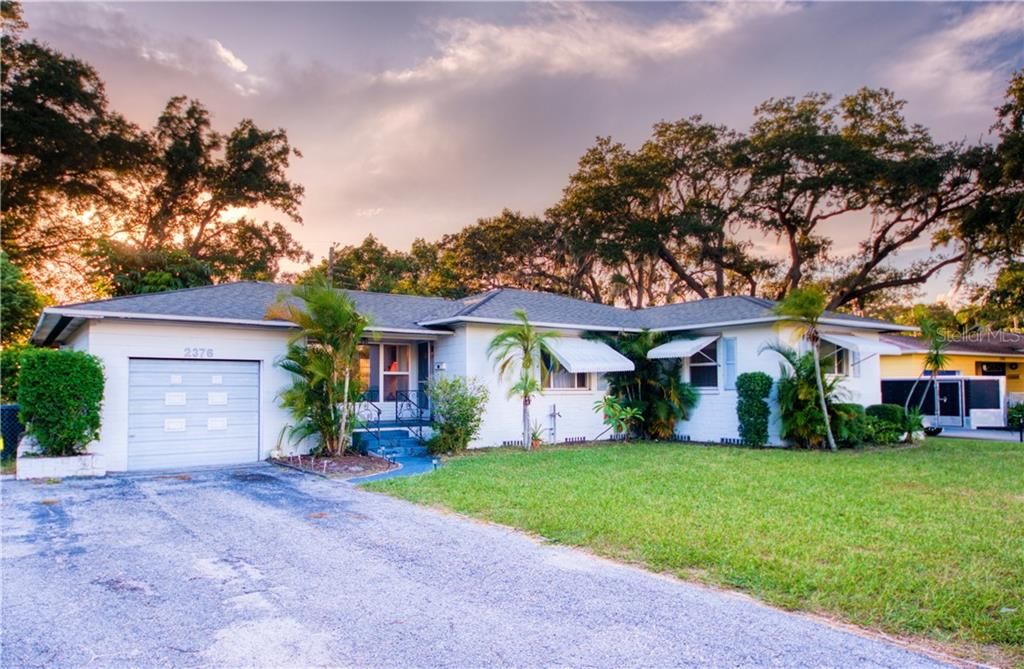 Recently Sold: $198,000 (3 beds, 2 baths, 1497 Square Feet)