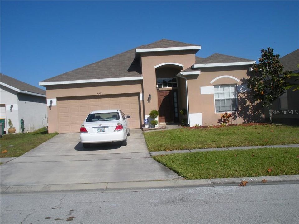 Recently Rented: $1,450 (3 beds, 2 baths, 1675 Square Feet)