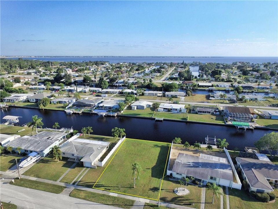 Недавно продано: $69,900 (0.22 acres)
