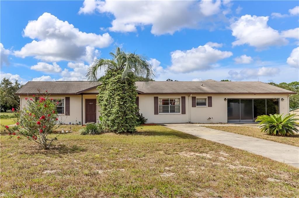 Vendido Recientemente: $145,000 (3 camas, 3 baños, 2223 Pies cuadrados)