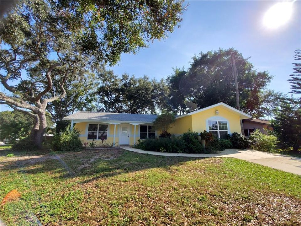 Vendido Recientemente: $194,500 (3 camas, 2 baños, 1230 Pies cuadrados)