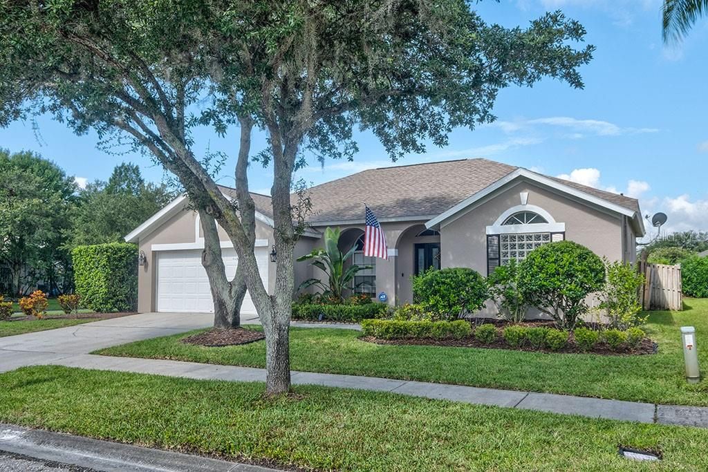 Recently Rented: $2,550 (4 beds, 3 baths, 2223 Square Feet)