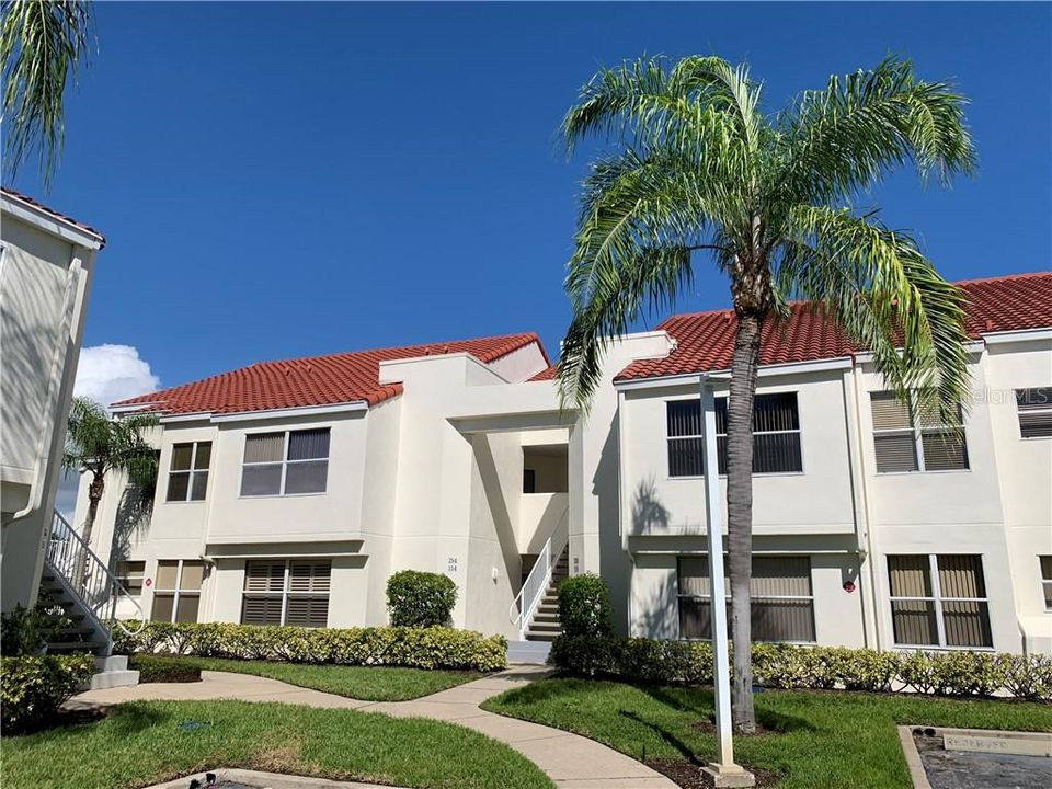 Vendido Recientemente: $259,000 (2 camas, 2 baños, 1145 Pies cuadrados)