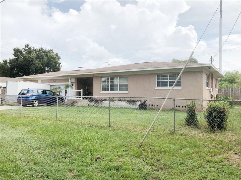 Recently Sold: $299,500 (3 beds, 2 baths, 1548 Square Feet)