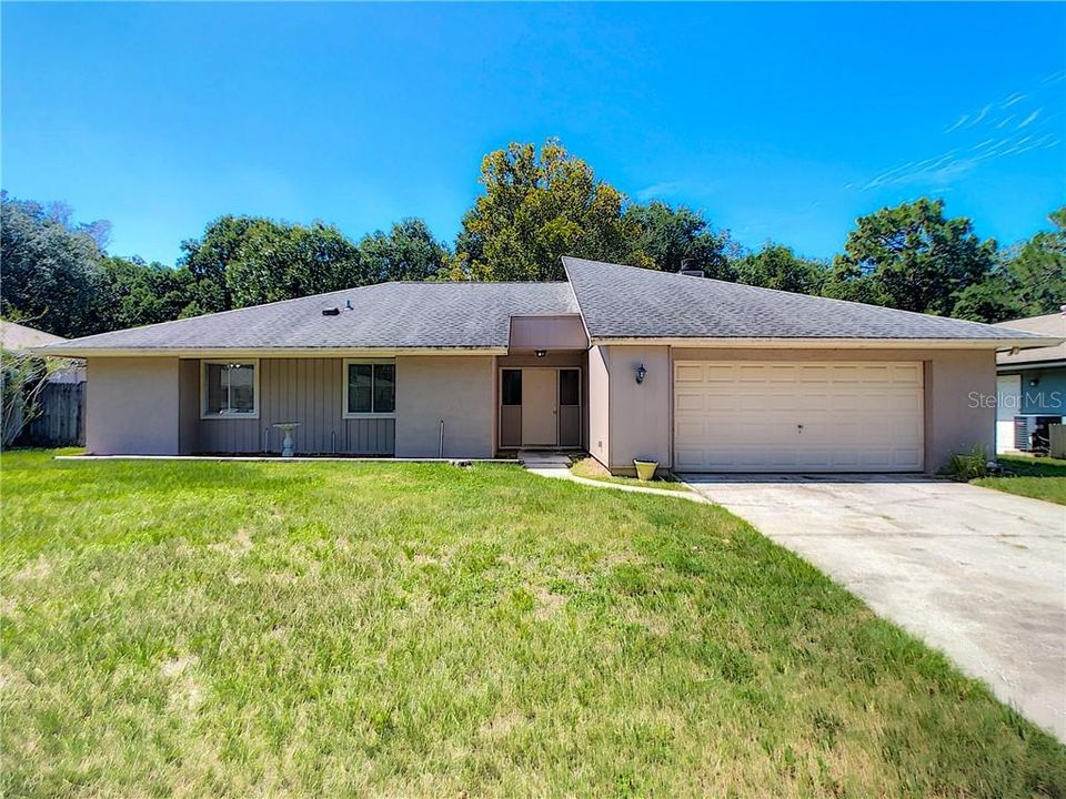 Recently Sold: $245,000 (3 beds, 2 baths, 1848 Square Feet)