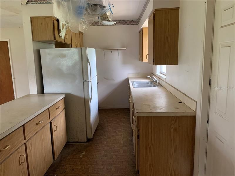 Recently Sold: $95,000 (3 beds, 2 baths, 1104 Square Feet)