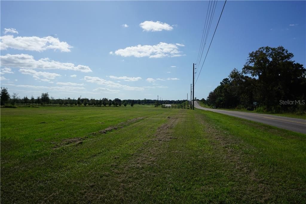 Vendido Recientemente: $450,000 (30.24 acres)