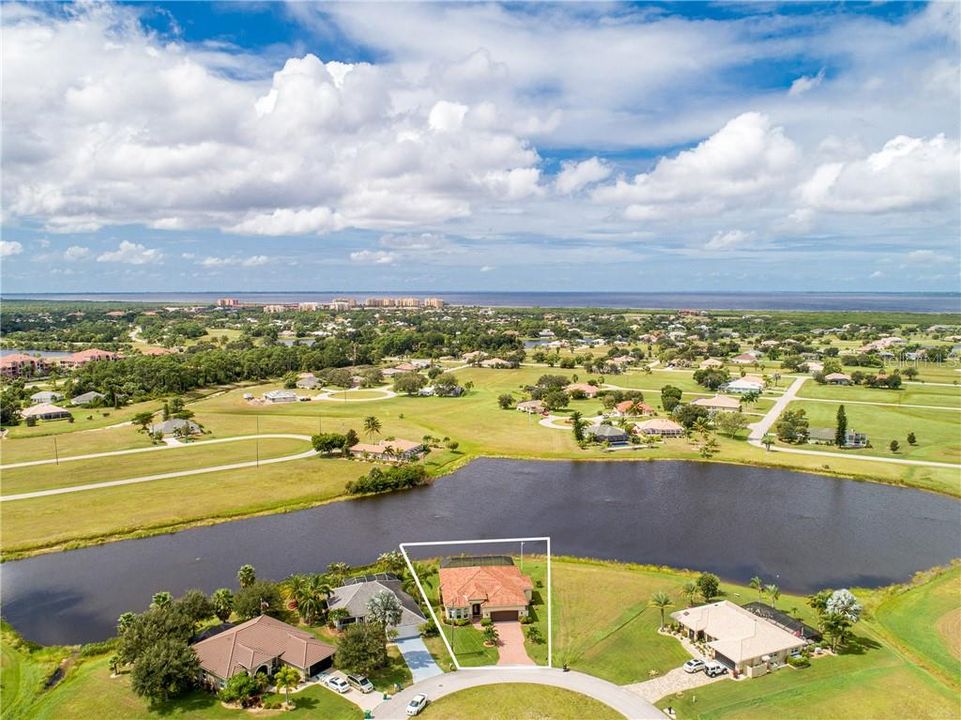 Recently Sold: $430,000 (4 beds, 2 baths, 2362 Square Feet)