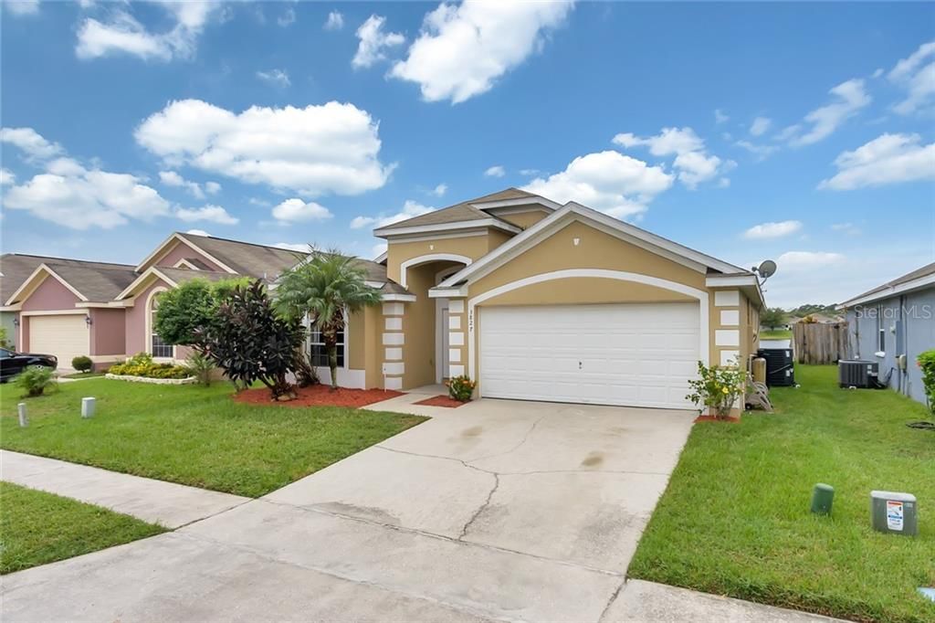 Vendido Recientemente: $275,900 (3 camas, 2 baños, 1761 Pies cuadrados)