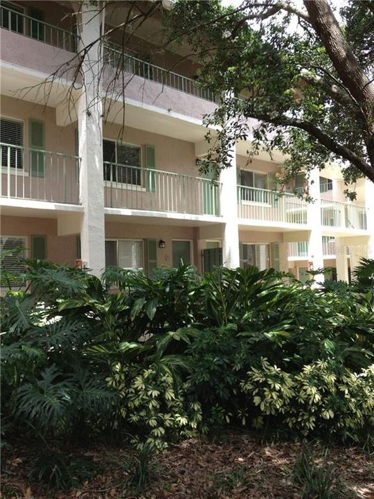 Recently Sold: $79,900 (2 beds, 2 baths, 992 Square Feet)