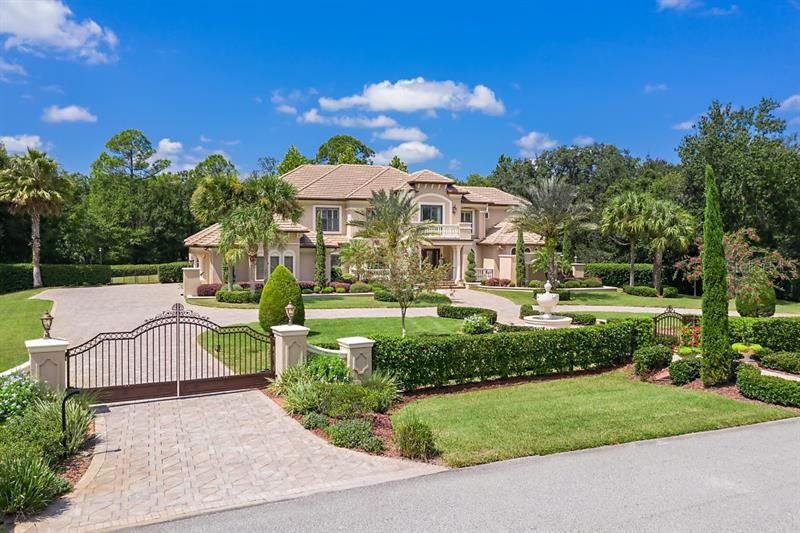 Recently Sold: $1,375,000 (5 beds, 5 baths, 5698 Square Feet)