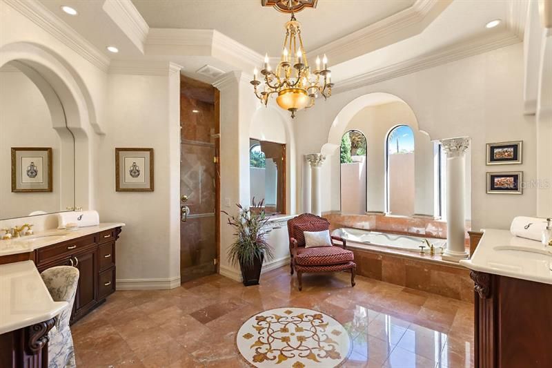 Recently Sold: $1,375,000 (5 beds, 5 baths, 5698 Square Feet)