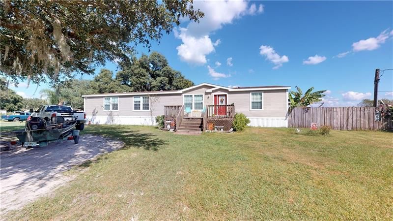 Recently Sold: $220,000 (4 beds, 2 baths, 2280 Square Feet)