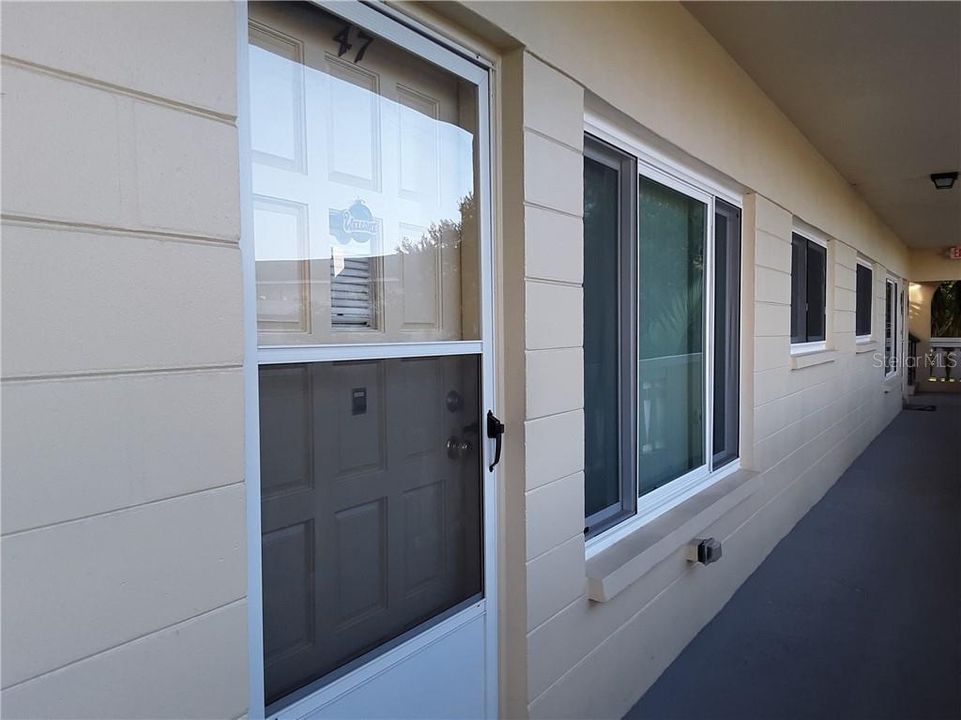 Recently Sold: $102,900 (2 beds, 2 baths, 1100 Square Feet)