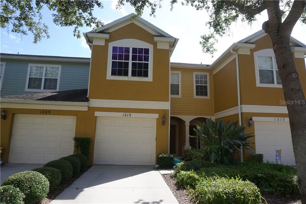 Recently Rented: $1,550 (3 beds, 2 baths, 1687 Square Feet)