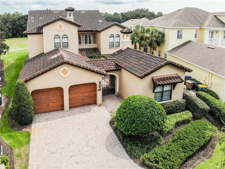 Vendido Recientemente: $849,000 (5 camas, 6 baños, 4836 Pies cuadrados)