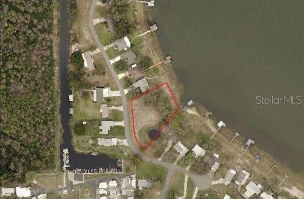 最近售出: $134,900 (0.81 acres)